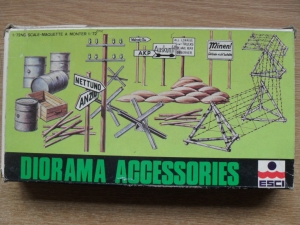 ESCI 1/72 8060 DIORAMA ACCESSORIES